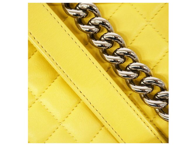 Borsa a tracolla Chanel Boy Chain Giallo - vista 8