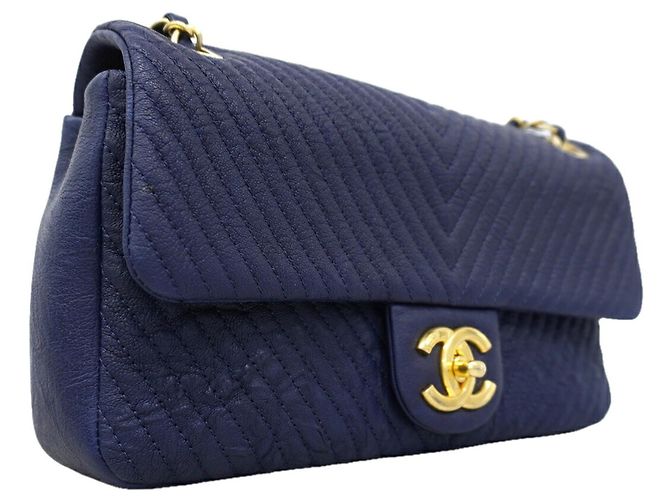 Timeless Borsa a tracolla Chanel in pelle blu navy - vista 2