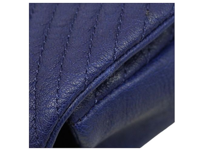 Timeless Borsa a tracolla Chanel in pelle blu navy - vista 7