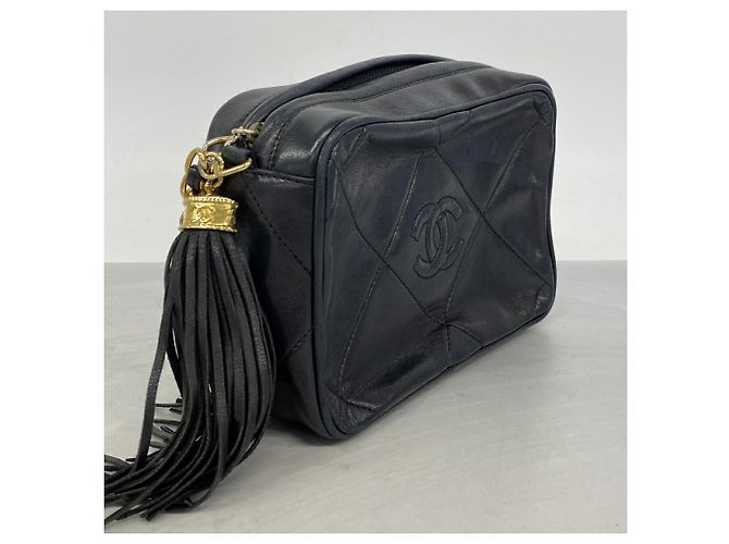 Borsa a tracolla Chanel in pelle d'agnello nera Nero - vista 2