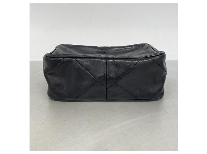 Borsa a tracolla Chanel in pelle d'agnello nera Nero - vista 3