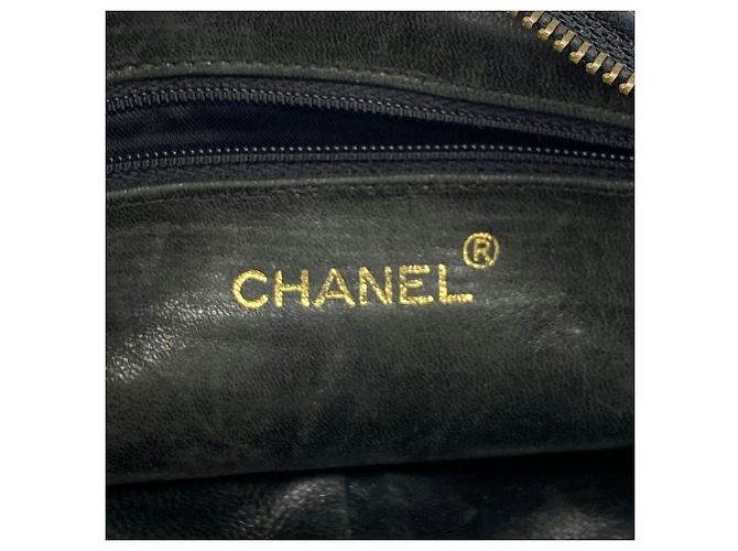 Borsa a tracolla Chanel in pelle d'agnello nera Nero - vista 5