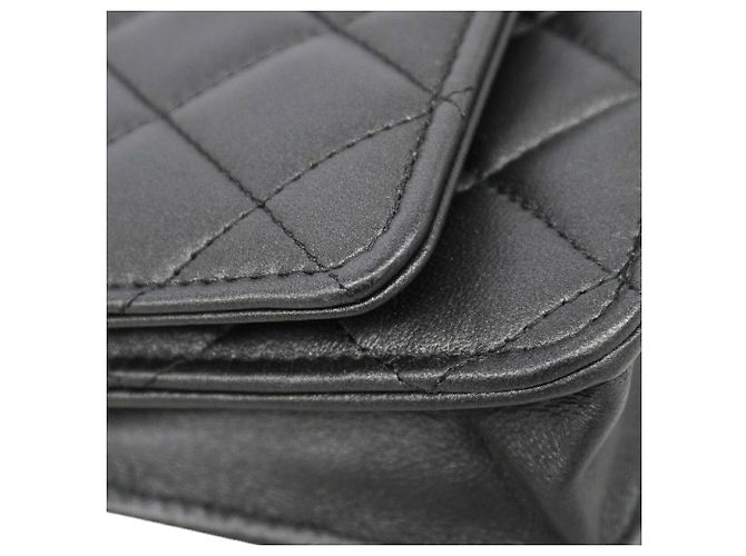 Portafoglio a spalla con catena Chanel Matelassé Nero - vista 8
