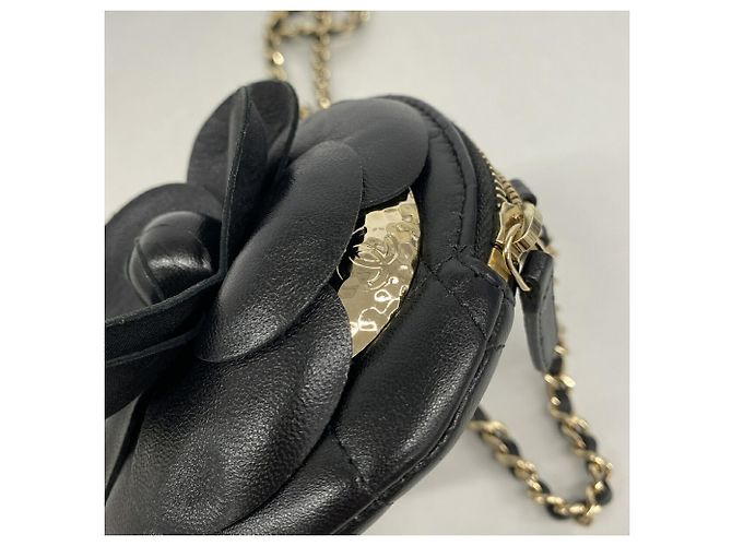 Timeless Borsa a tracolla con catena Chanel Camellia Nero - vista 7