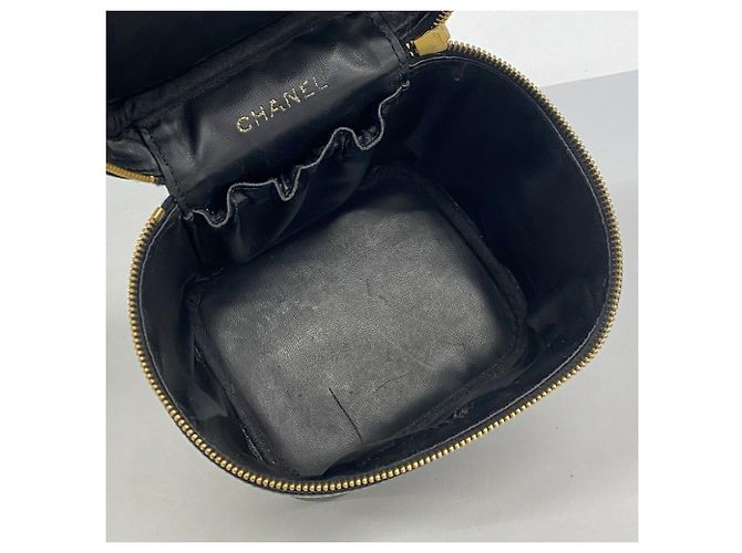 Borsa Vanity Chanel in pelle di vitello martellata nera Nero - vista 4