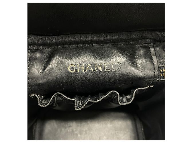 Borsa Vanity Chanel in pelle di vitello martellata nera Nero - vista 5