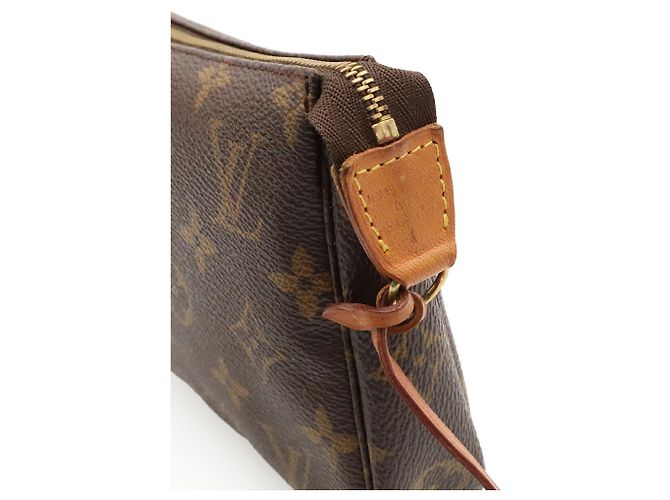 Louis Vuitton Monogram Pochette Accessoires Handbag Pouch Marrone - vista 7
