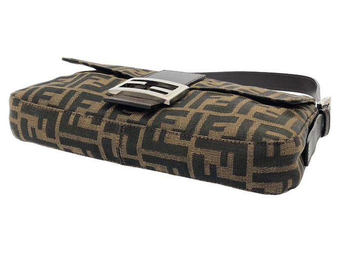 Borsa a spalla Fendi Baguette 26424 Marrone - vista 3