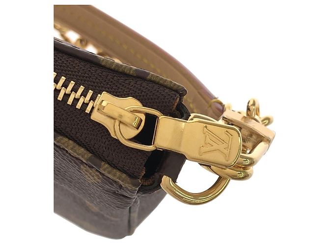 Louis Vuitton Monogram Pochette Accessoires Marrone - vista 4