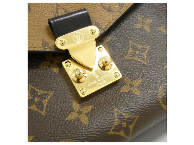 Louis Vuitton Monogram Reverse Pochette Métis MM Marrone - vista 4