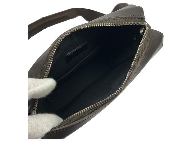 Borsa a tracolla Bobby Monogram Glacé Louis Vuitton Marrone - vista 9