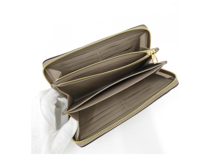 Louis Vuitton Bicolor Monogram Empreinte Zippy Wallet Grau - Ansicht 5