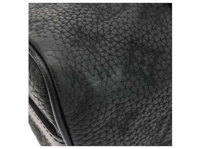 Louis Vuitton Taurillon Monogram Keepall Bandoulière 25cm Boston Bag Nero - vista 4