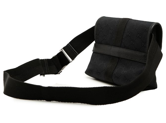 Gucci Gürteltasche aus schwarzem GG Canvas - Ansicht 2