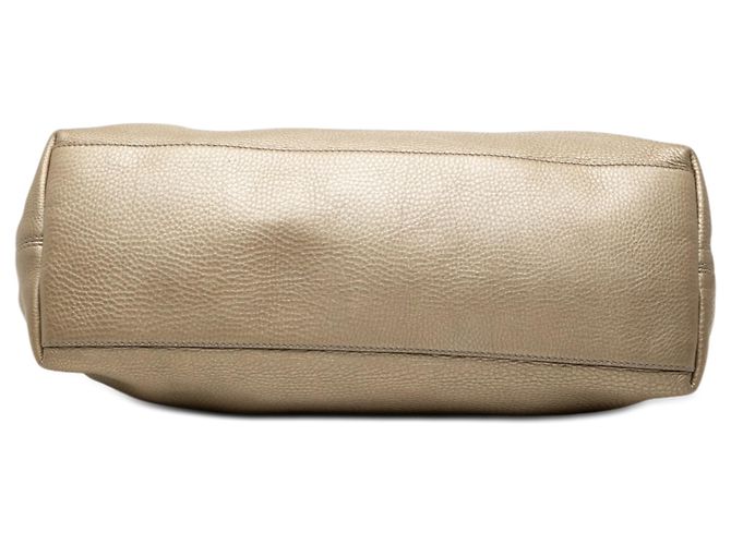 Borsa Tote Soho Gucci Gold Medium in pelle di vitello metallizzata con catena - vista 3