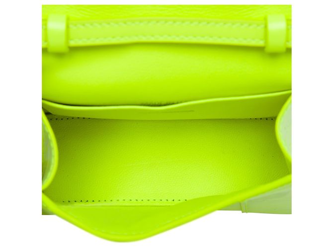 mala Hourglass Balenciaga Mini em pele de vitelo com relevo de crocodilo verde - vista 4