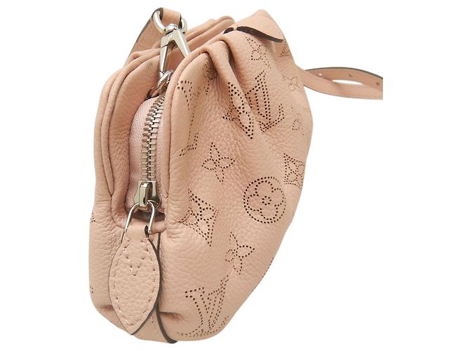 Louis Vuitton Pink Monogram Mahina Scala Mini Pouch Rosa - vista 8