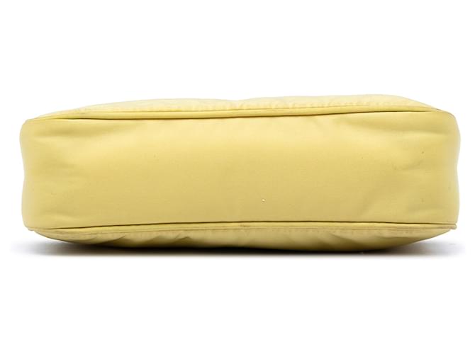 Borsa a tracolla Prada Mini Tessuto Re Edition 2000 Gialla Giallo - vista 3