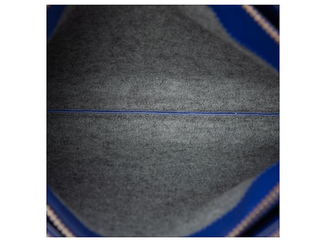 Céline Celine Trio Crossbody Large aus blauem Lammleder - Ansicht 4