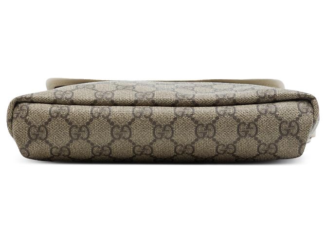 Gucci Beige GG Supreme Crossbody - view 3