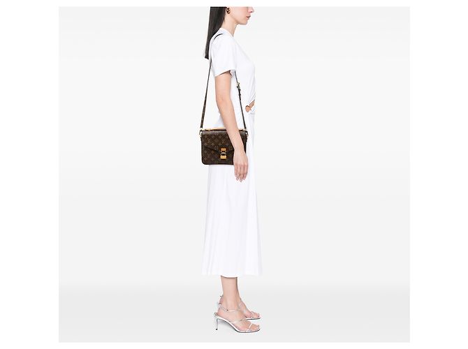 Louis Vuitton Brown Monogram Pochette Metis Marrone - vista 6