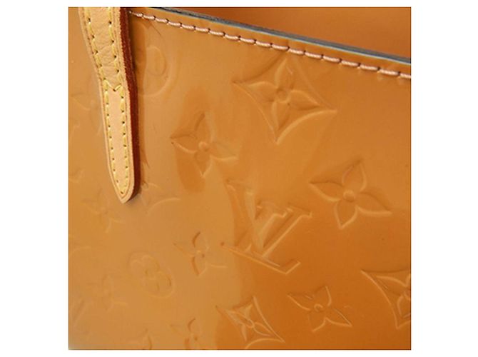 Louis Vuitton Brown Monogram Vernis Catalina BB Marrone - vista 16