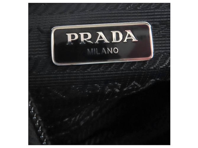 Borsa a tracolla Prada Mini Re Nylon Re Edition 2000 Nera Nero - vista 6