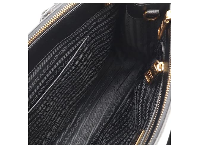 Borsa a mano Prada Triangle Galleria Medium Nero - vista 10