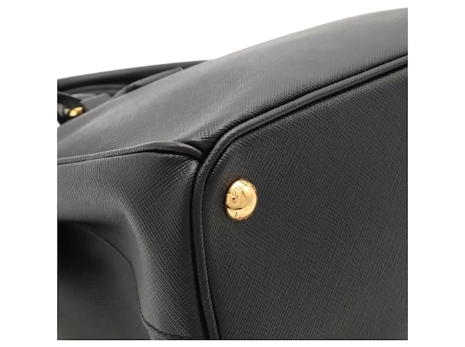 Borsa a mano Prada Triangle Galleria Medium Nero - vista 4