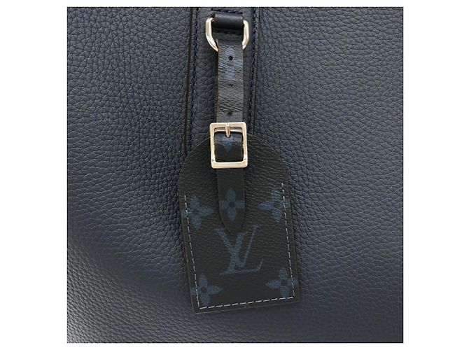 Borsa Louis Vuitton Cabas Voyage Blu navy - vista 4