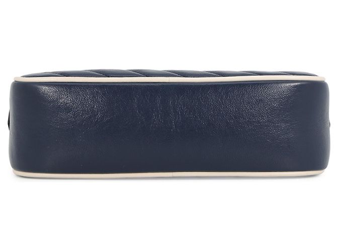 Bolsa de mão em couro Small acolchoada Gucci GG Marmont Branco Azul marinho - vista 3