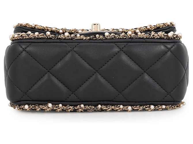 Borsa a tracolla mini Chanel Matelassé Nero - vista 3