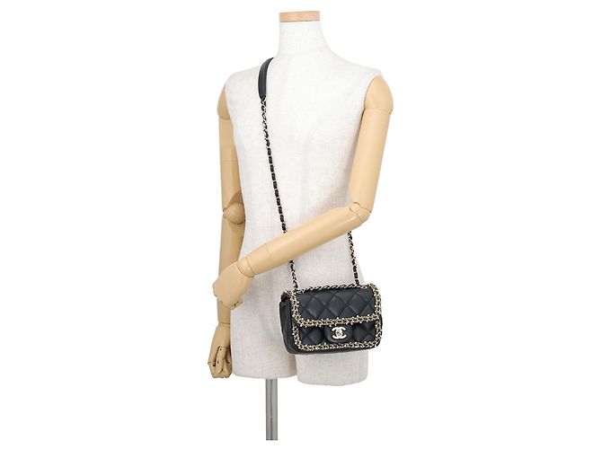 Borsa a tracolla mini Chanel Matelassé Nero - vista 5