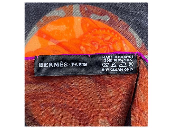 Hermès Long Stole Silk Muslin Borduc Medallion Nero Multicolore Arancione - vista 8