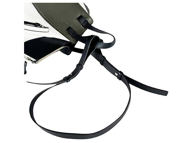 Borsa a tracolla in pelle Loewe Hammock Nero Bianco Cachi - vista 10
