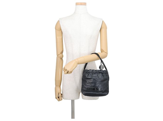 Borsa a mano Chanel CHANEL22 Mini Coco Mark Nero - vista 4