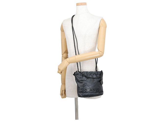 Borsa a mano Chanel CHANEL22 Mini Coco Mark Nero - vista 5