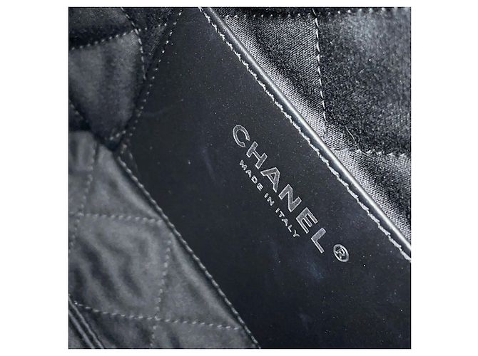Borsa a mano Chanel CHANEL22 Mini Coco Mark Nero - vista 9