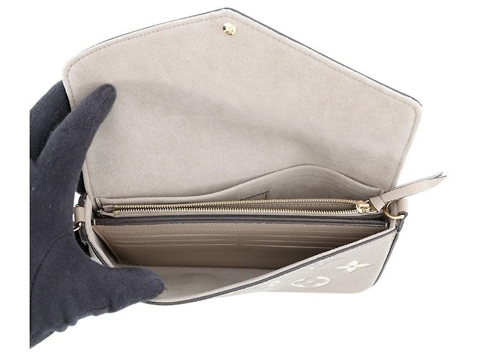 Portafoglio con catena Louis Vuitton Monogram Empreinte Grigio - vista 5