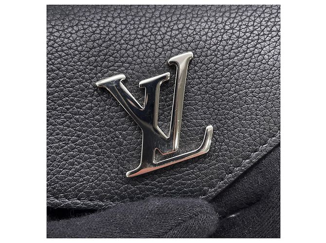 Borsa a tracolla con catena Louis Vuitton Pochette MyLockme Nero - vista 11