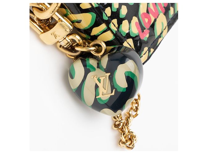 Louis Vuitton Limited Edition Stephen Sprouse Monogram Vernis Leopard Heart Coin Case Negro - vista 8