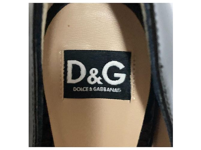Dolce & Gabbana Pumps aus Lackleder Schwarz - Ansicht 10