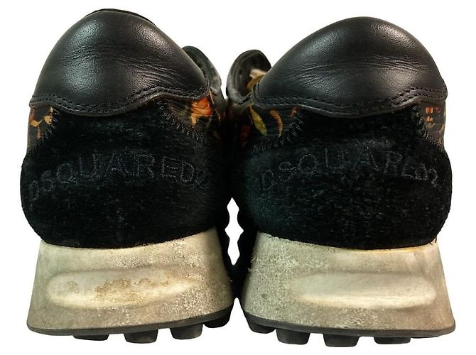 Autre Marque Dsquared2 Sneaker aus Wildleder mit Blumenprint Schwarz - Ansicht 3