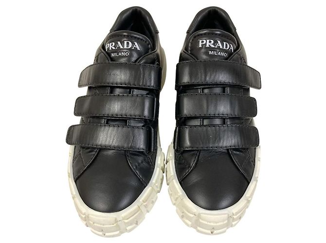 Prada Leder-Sneaker mit Klettverschluss Schwarz Weiß - Ansicht 3