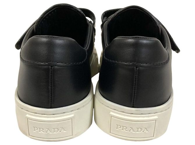 Prada Leder-Sneaker mit Klettverschluss Schwarz Weiß - Ansicht 6