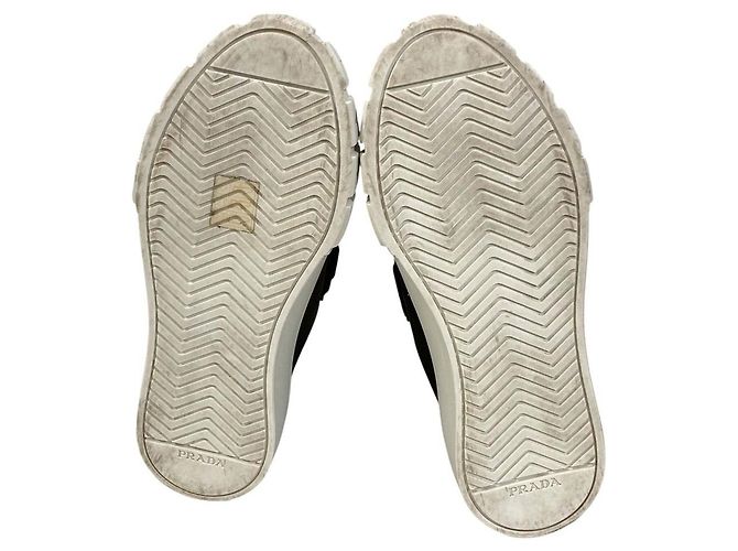 Prada Leder-Sneaker mit Klettverschluss Schwarz Weiß - Ansicht 7