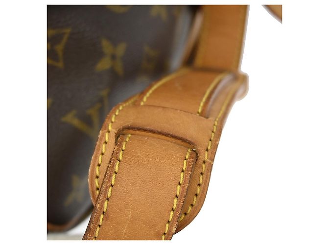 Louis Vuitton Saumur Monogram 35 Marrone - vista 6