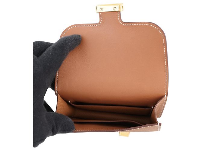 Hermès Cartera Hermes Constance en piel Epsom Gold Dorado - vista 6