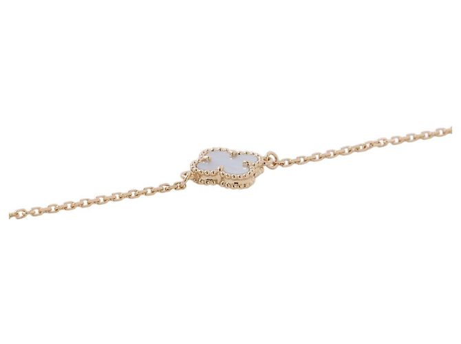Bracciale Sweet Alhambra in madreperla e oro giallo 18K Van Cleef & Arpels - vista 2