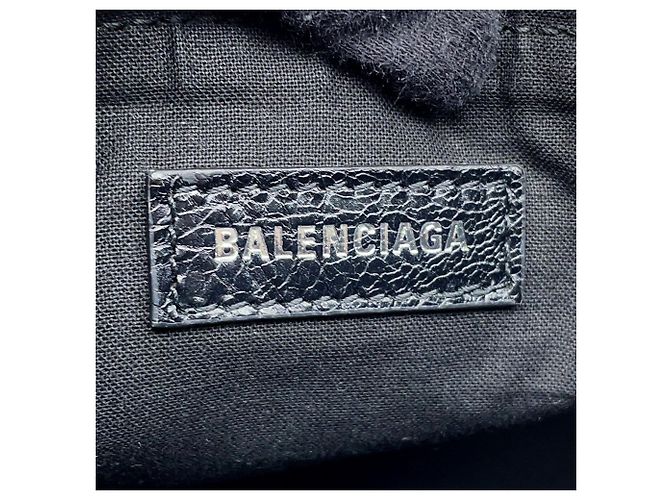 Borsa a tracolla cilindrica Balenciaga Lucagol Nero - vista 13
